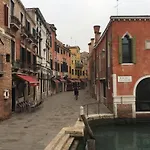Venice Resorts Apartament