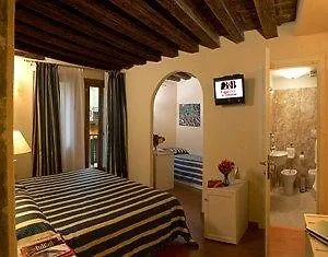 Venice Resorts Apartmán *